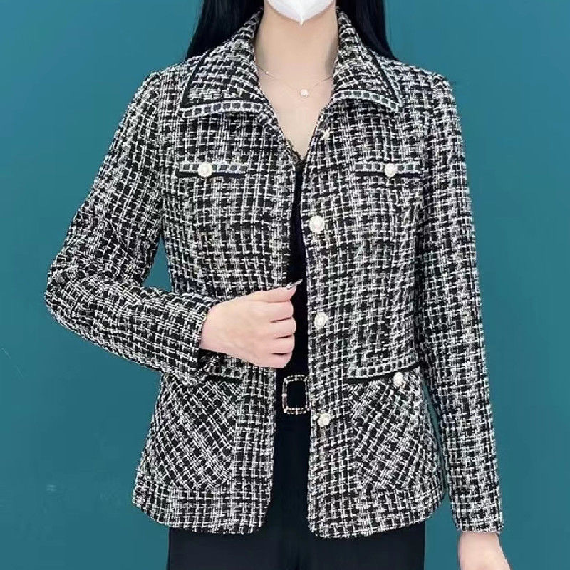  High-end All-match Temperament Western Style Oversized Short Women's Coat