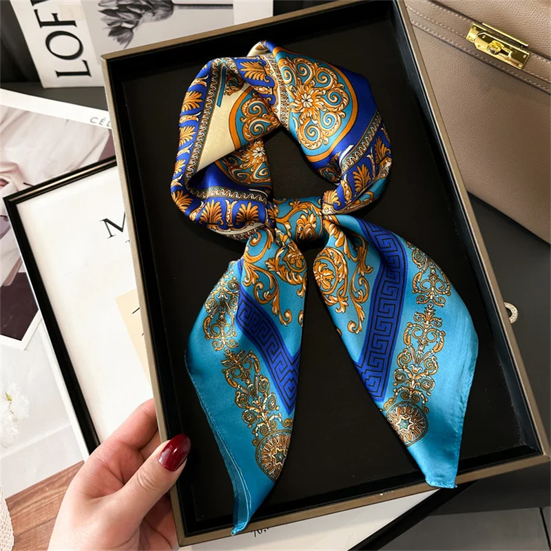  2025 New Fashion 70X70cmPrinted Women's Scarf Pashmina Silk Scarf Square Shawl Decorative Headband Neck Luxury Design Bandana