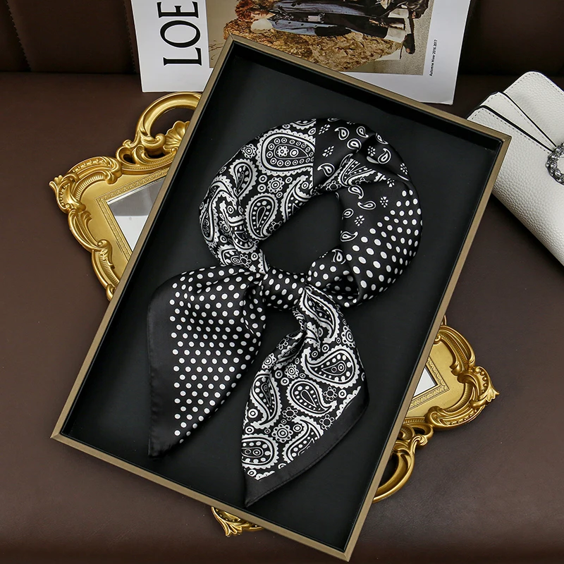  2025 New Fashion 70X70cmPrinted Women's Scarf Pashmina Silk Scarf Square Shawl Decorative Headband Neck Luxury Design Bandana