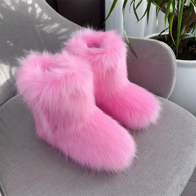  New Winter Fur Onepiece Raccoon Fur Female Snow Boots Fur Shoes Outdoor Mid Leg Boots