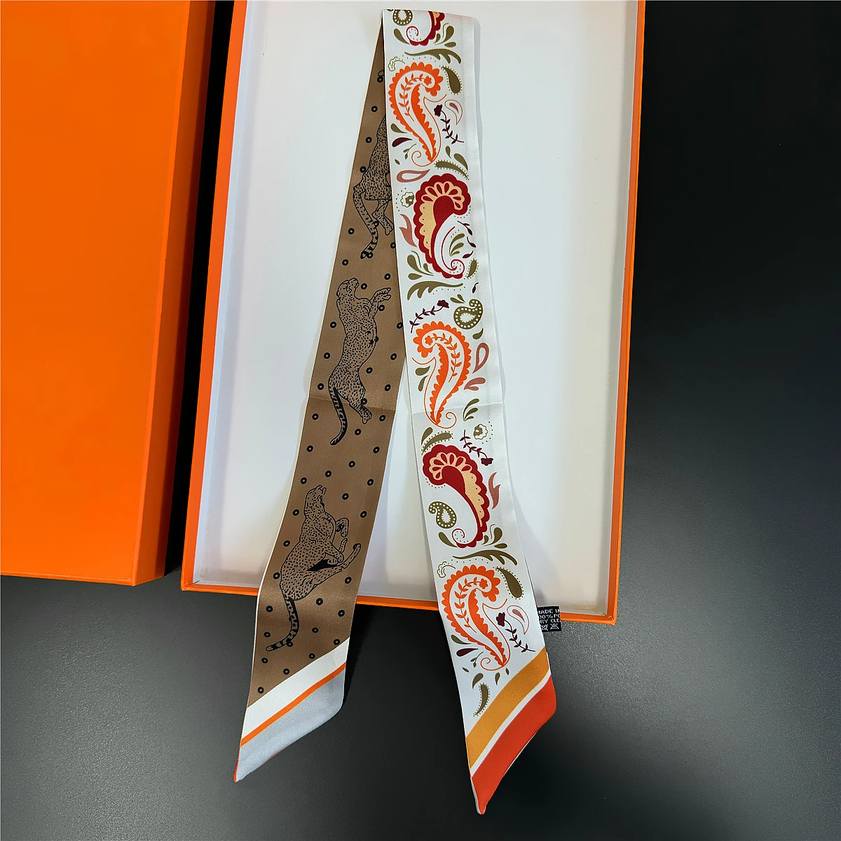  Gorgeous Saddle Twill Silk Scarf Women Fashion Scarf Luxury Skinny Bag Scarves Brand Design Foulard Neckerchief Hair Headband