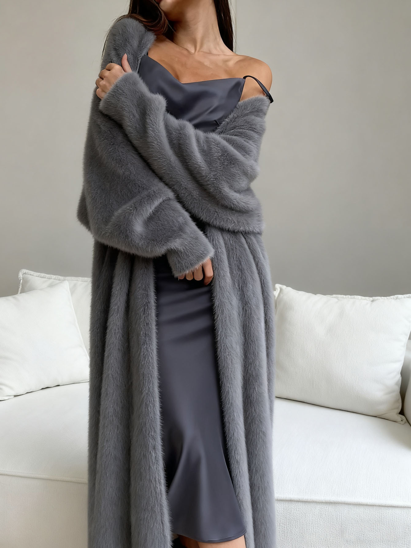  Women's Solid-Color Loose Plush Knitted Long Coat