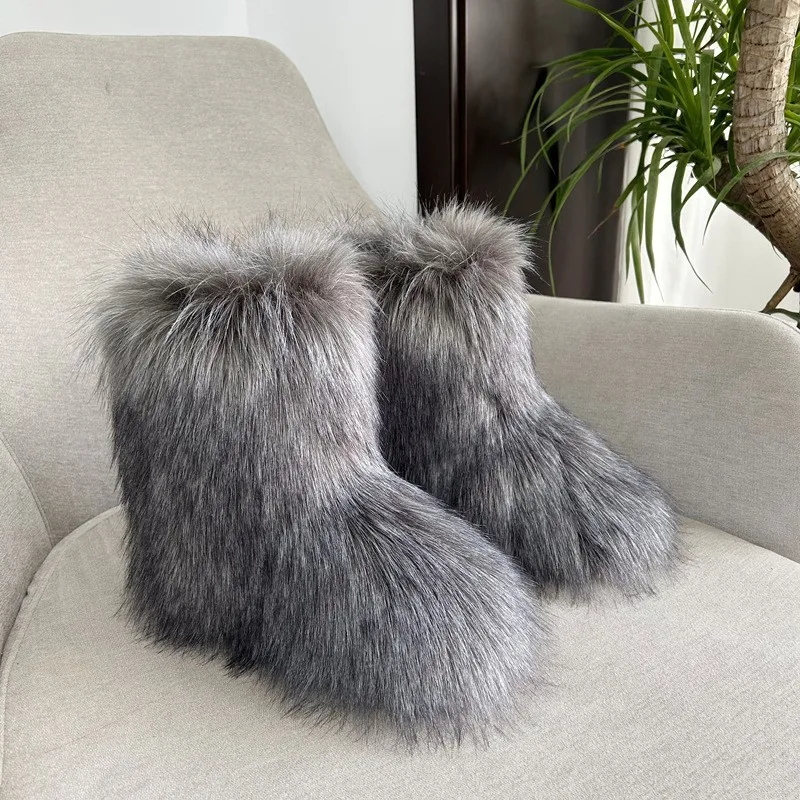  New Winter Fur Onepiece Raccoon Fur Female Snow Boots Fur Shoes Outdoor Mid Leg Boots