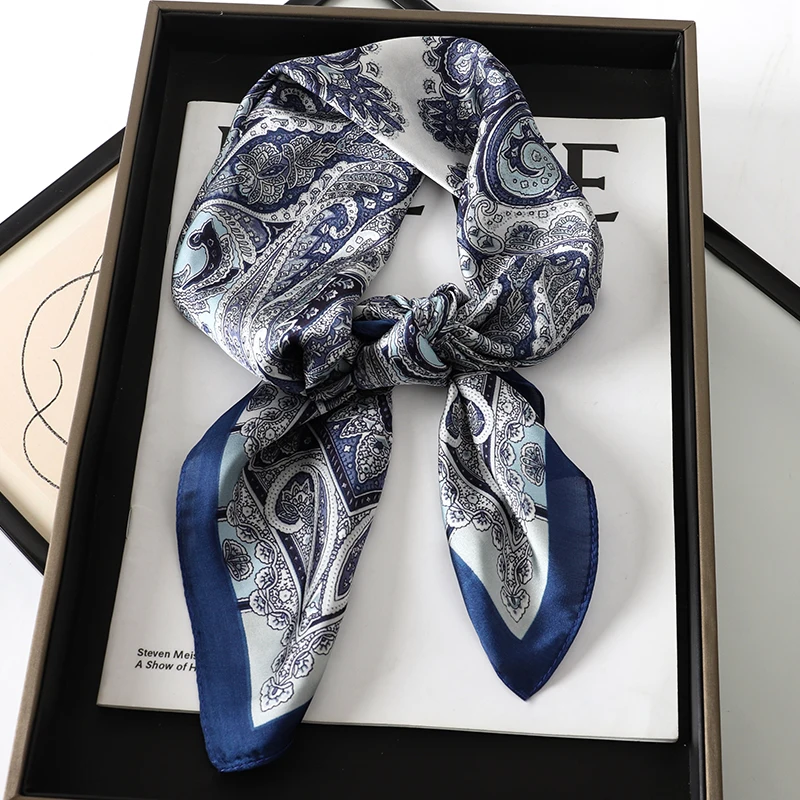  2025 New Fashion 70X70cmPrinted Women's Scarf Pashmina Silk Scarf Square Shawl Decorative Headband Neck Luxury Design Bandana