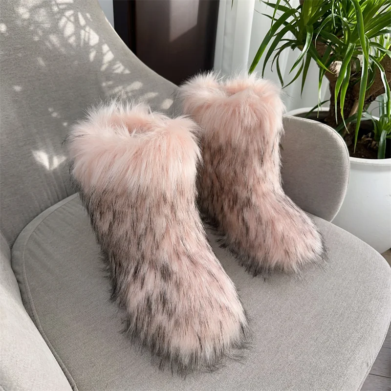  New Winter Fur Onepiece Raccoon Fur Female Snow Boots Fur Shoes Outdoor Mid Leg Boots