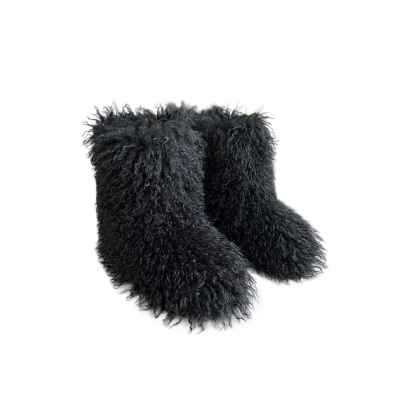  New Winter Fur Onepiece Raccoon Fur Female Snow Boots Fur Shoes Outdoor Mid Leg Boots