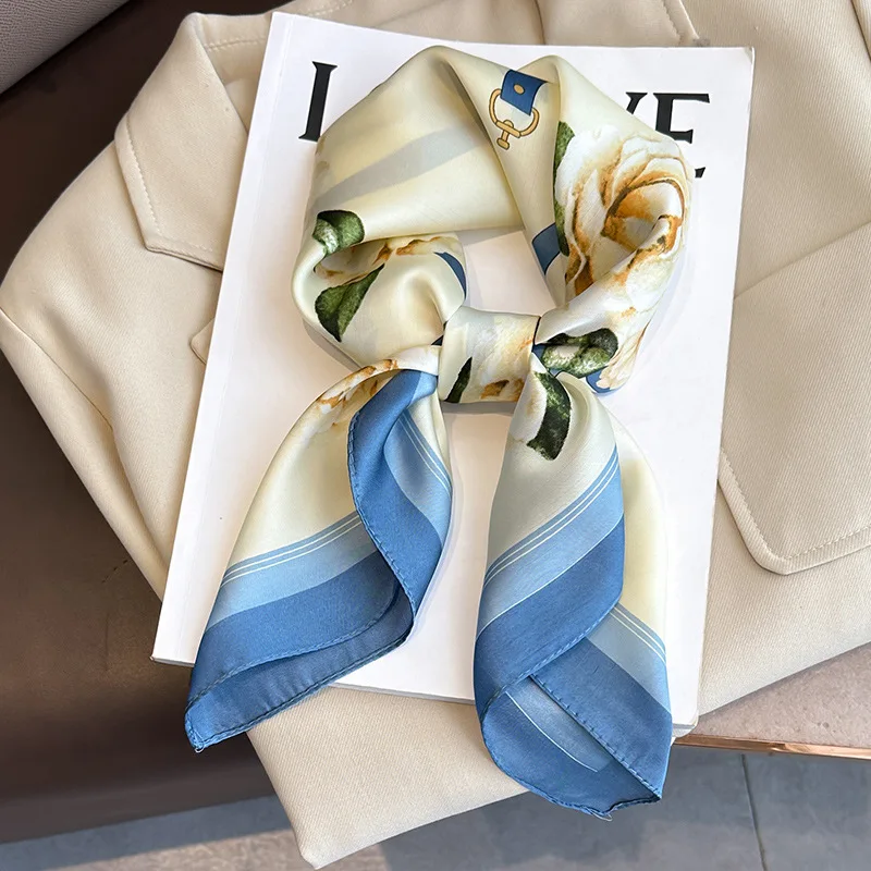  2025 New Fashion 70X70cmPrinted Women's Scarf Pashmina Silk Scarf Square Shawl Decorative Headband Neck Luxury Design Bandana